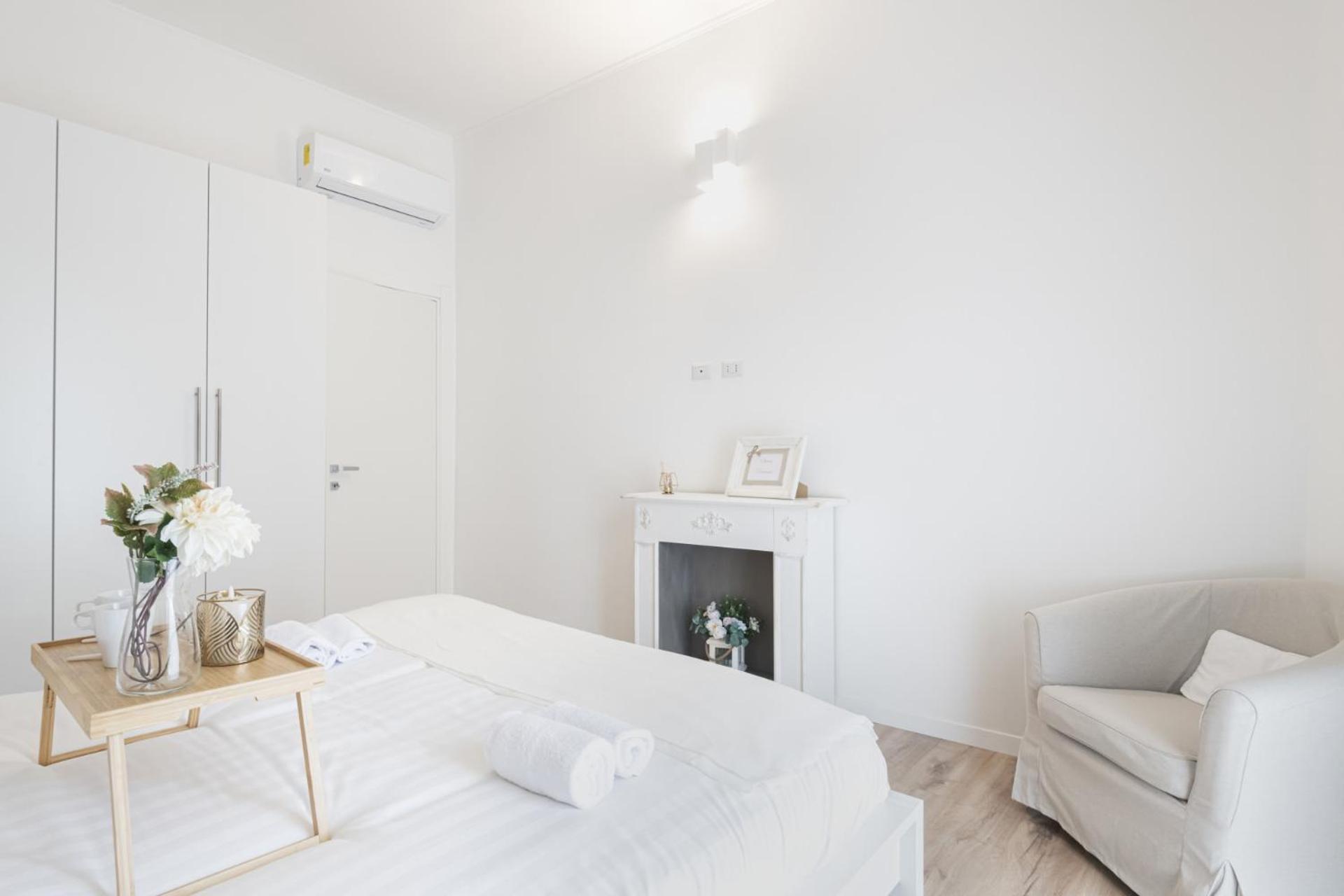 Easylife - Golden Suite Milaan Buitenkant foto